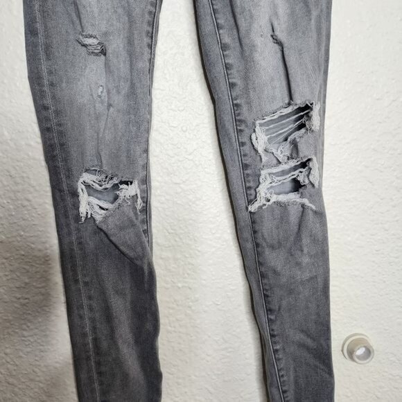 American Eagle Next Level Stretch Distressed Jeggings in Gray Women's Size 00 - Picture 9 of 10